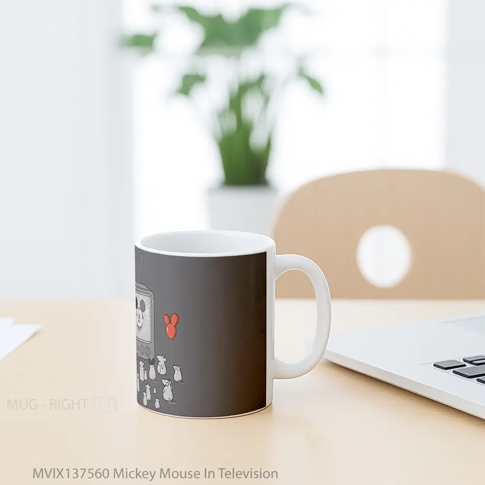 Mug Mickey Mouse In Television Gelas Kartun - All-side / Desain