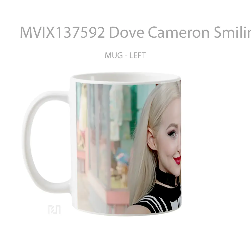 Mug Dove Cameron Smiling Gelas Keramik Unik - All-side / Desain