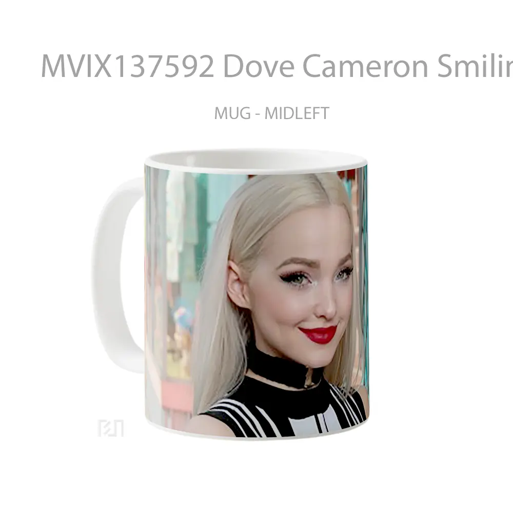 Mug Dove Cameron Smiling Gelas Keramik Unik - All-side / Desain