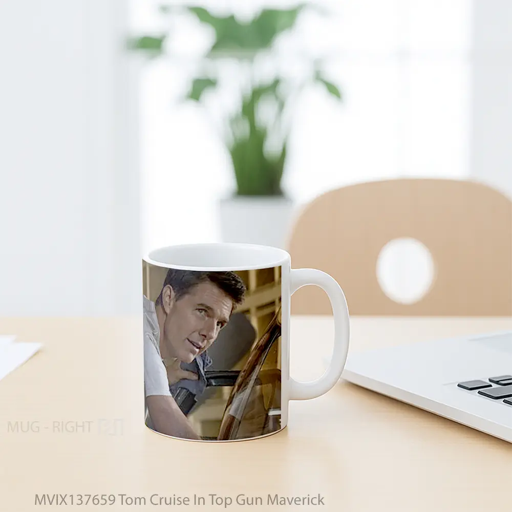 Mug Tom Cruise In Top Gun Maverick Gelas Keramik Unik - All-side / Desain
