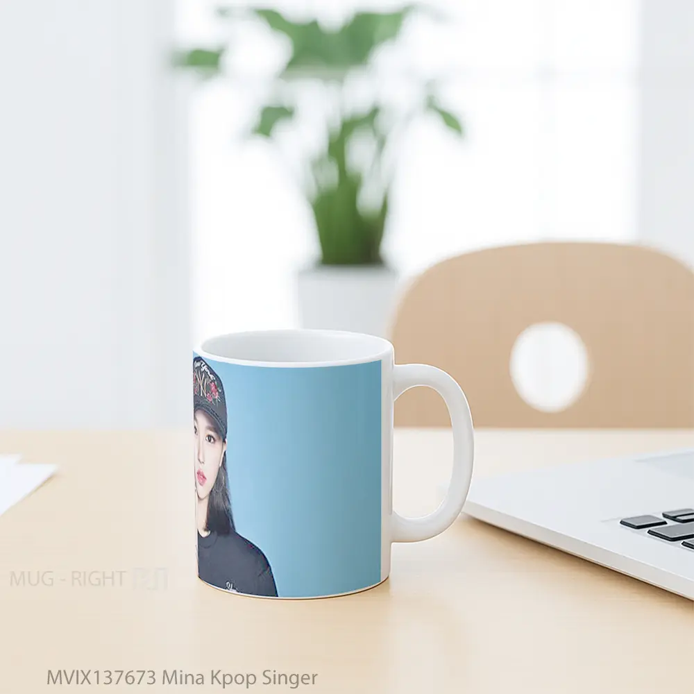 Mug Mina Kpop Singer Gelas Keramik Unik - All-side / Desain
