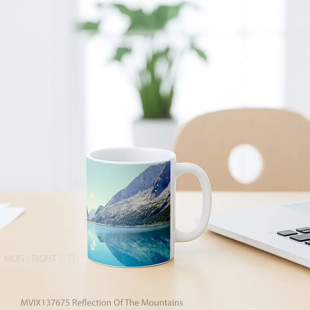 Mug Reflection Of The Mountains Gelas Pemandangan Alam - All-side / Desain