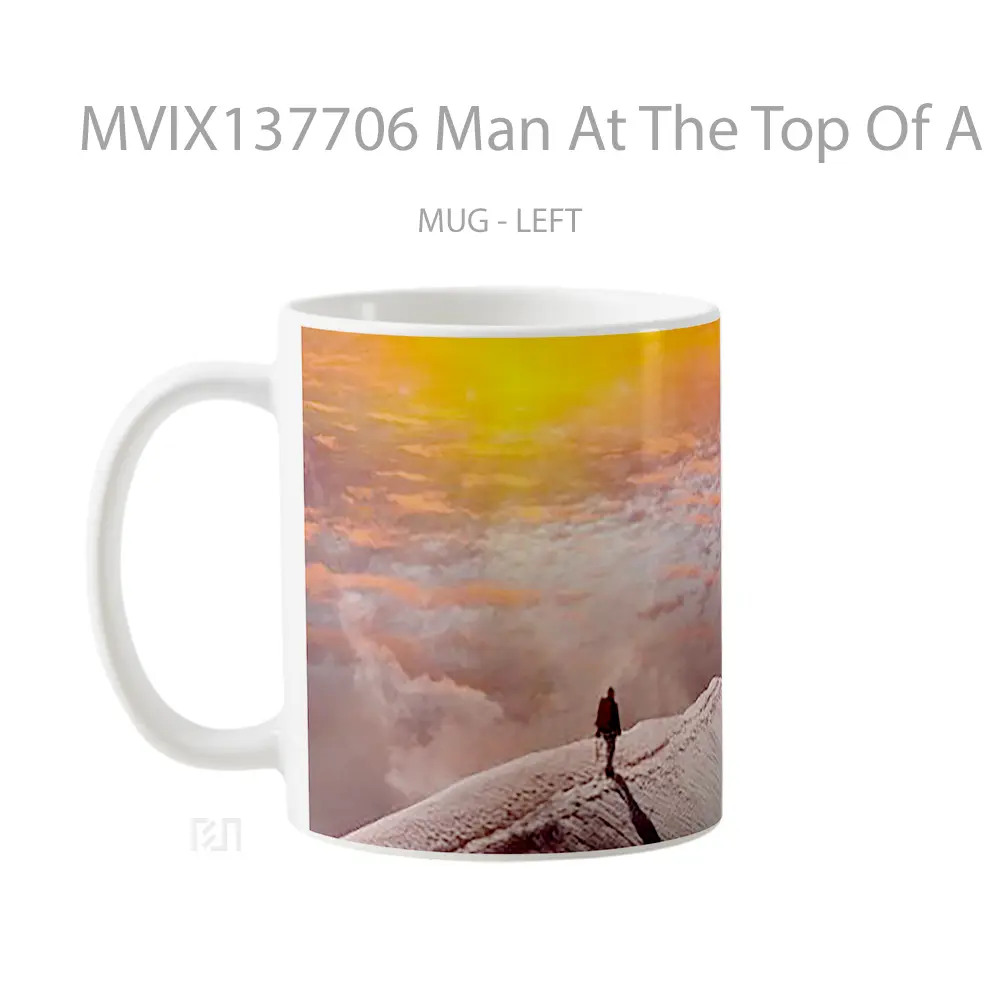 Mug Man At The Top Of A Mountain Gelas Pemandangan Alam - All-side / Desain