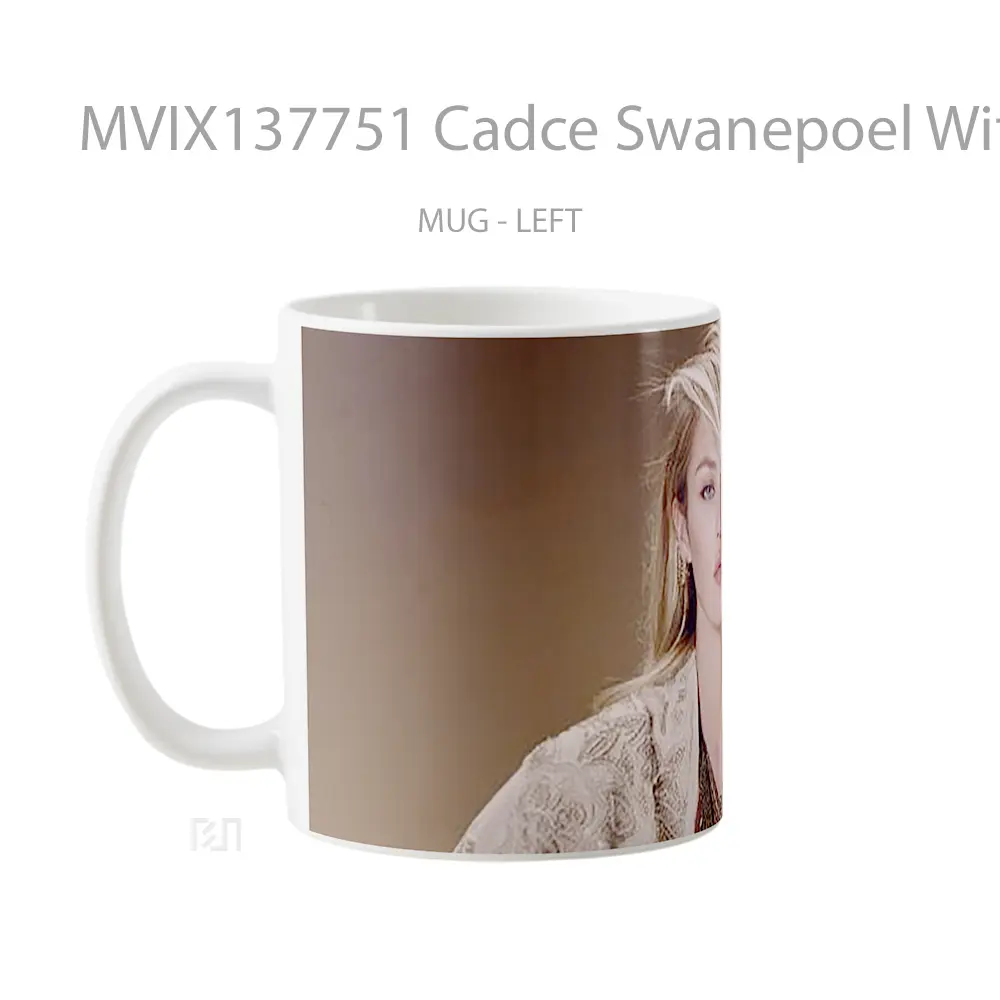 Mug Cadce Swanepoel With Make Up Gelas Keramik Unik - All-side / Desain