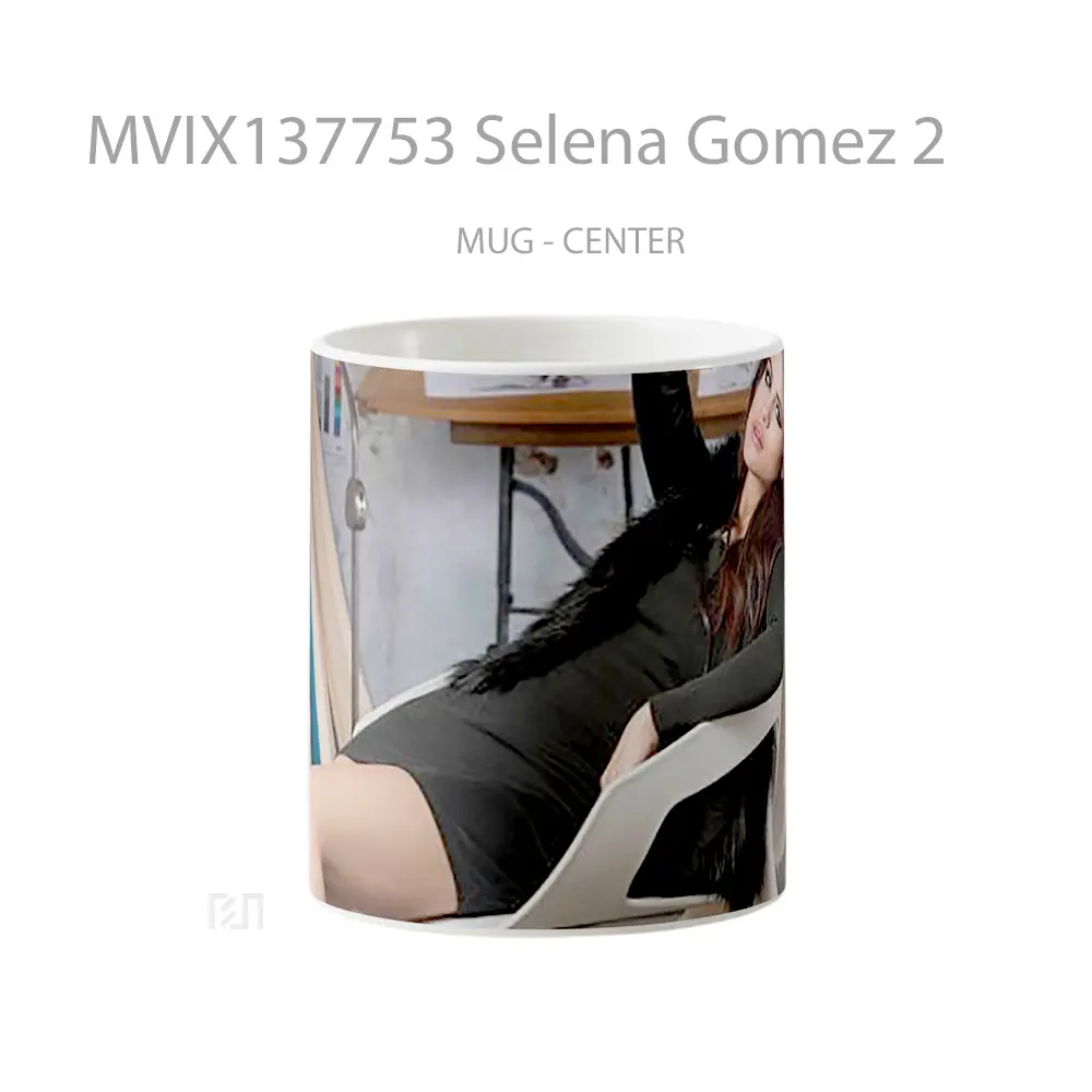 Mug Selena Gomez 2 Gelas Selebriti