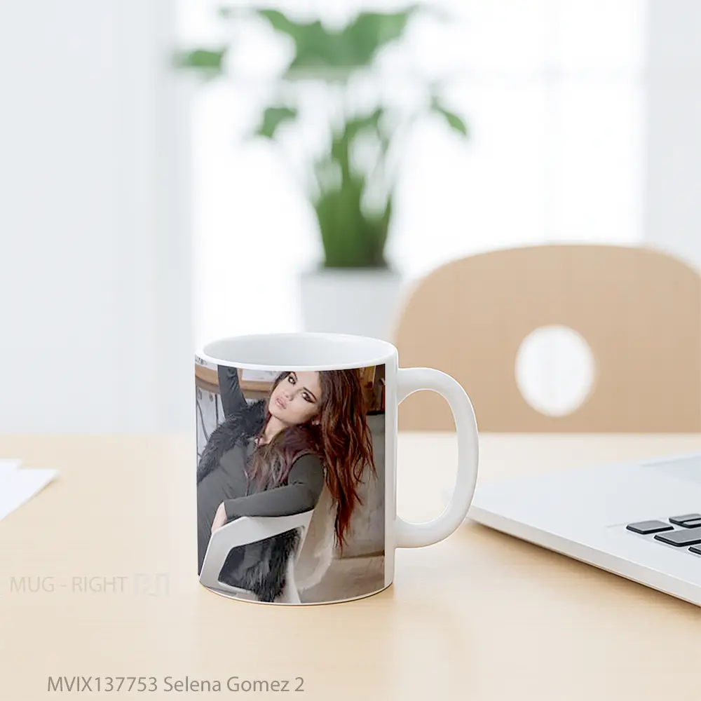 Mug Selena Gomez 2 Gelas Selebriti - All-side / Desain