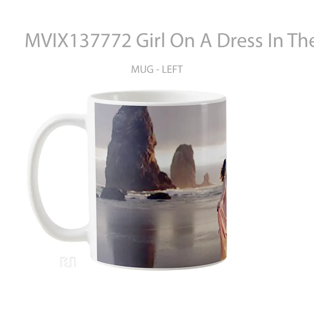 Mug Girl On A Dress In The Beach Gelas Pemandangan Alam - All-side / Desain