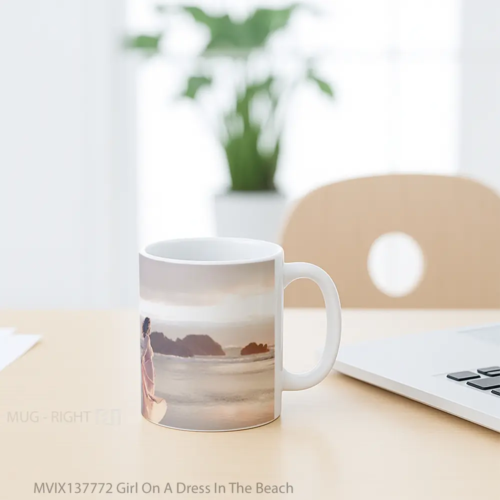 Mug Girl On A Dress In The Beach Gelas Pemandangan Alam - All-side / Desain