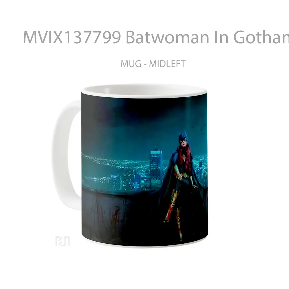 Mug Batwoman In Gotham City Gelas Keramik Unik - All-side / Desain