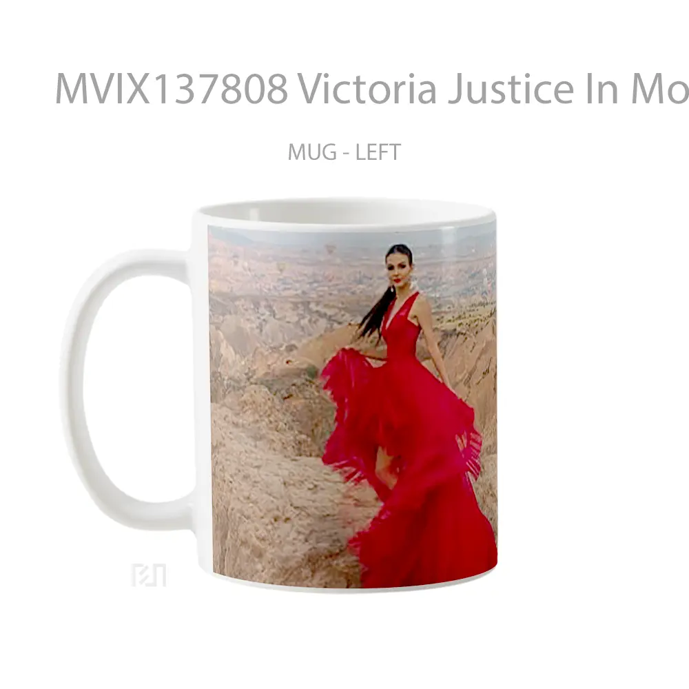 Mug Victoria Justice In Mountains Gelas Pemandangan Alam - All-side / Desain