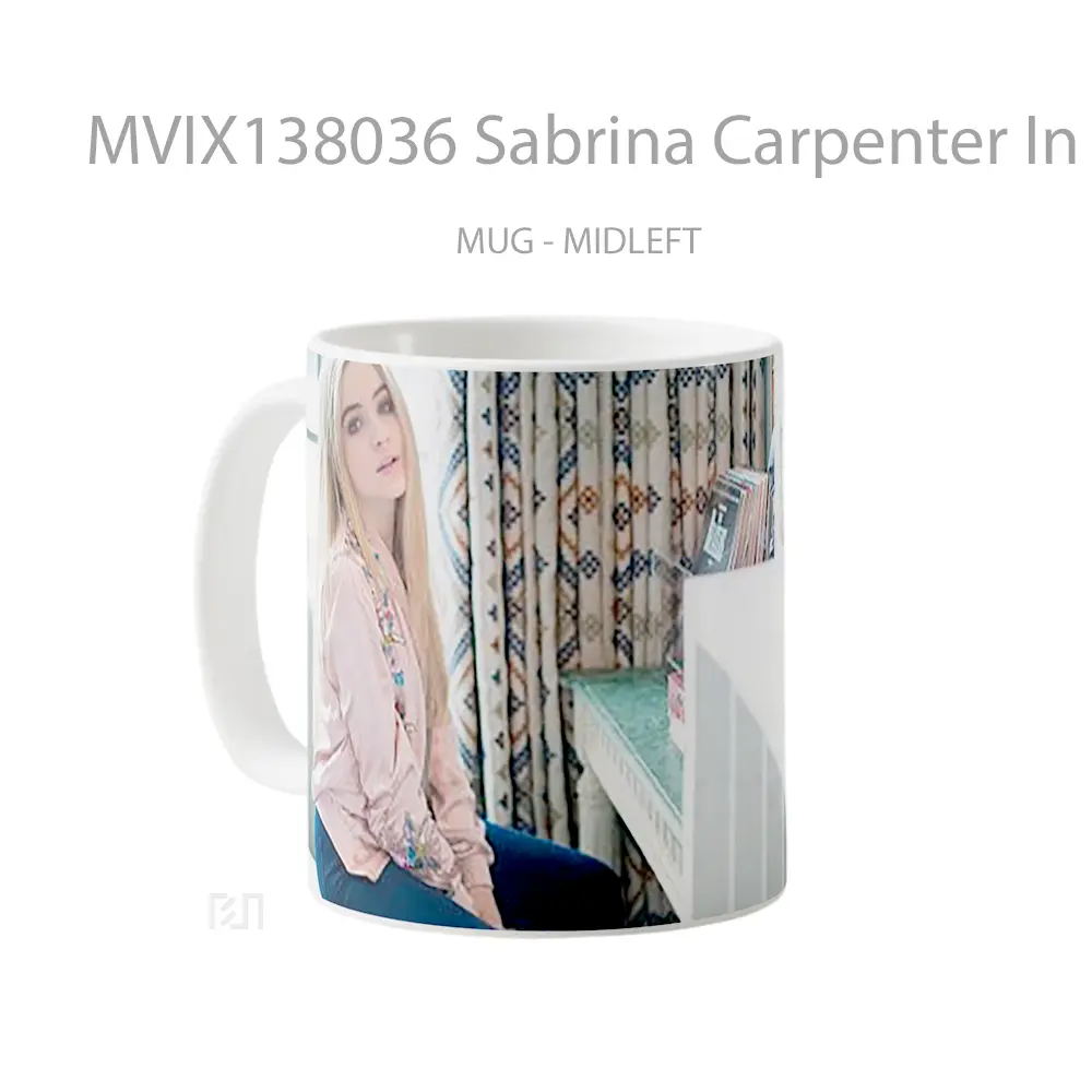 Mug Sabrina Carpenter In Room Gelas Keramik Unik - All-side / Desain