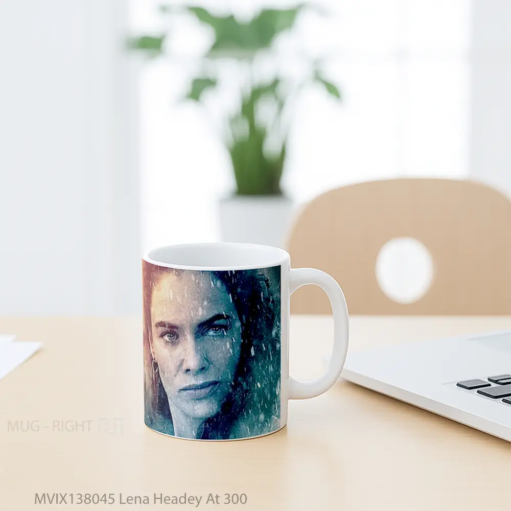 Mug Lena Headey At 300 Gelas Keramik Unik - All-side / Desain