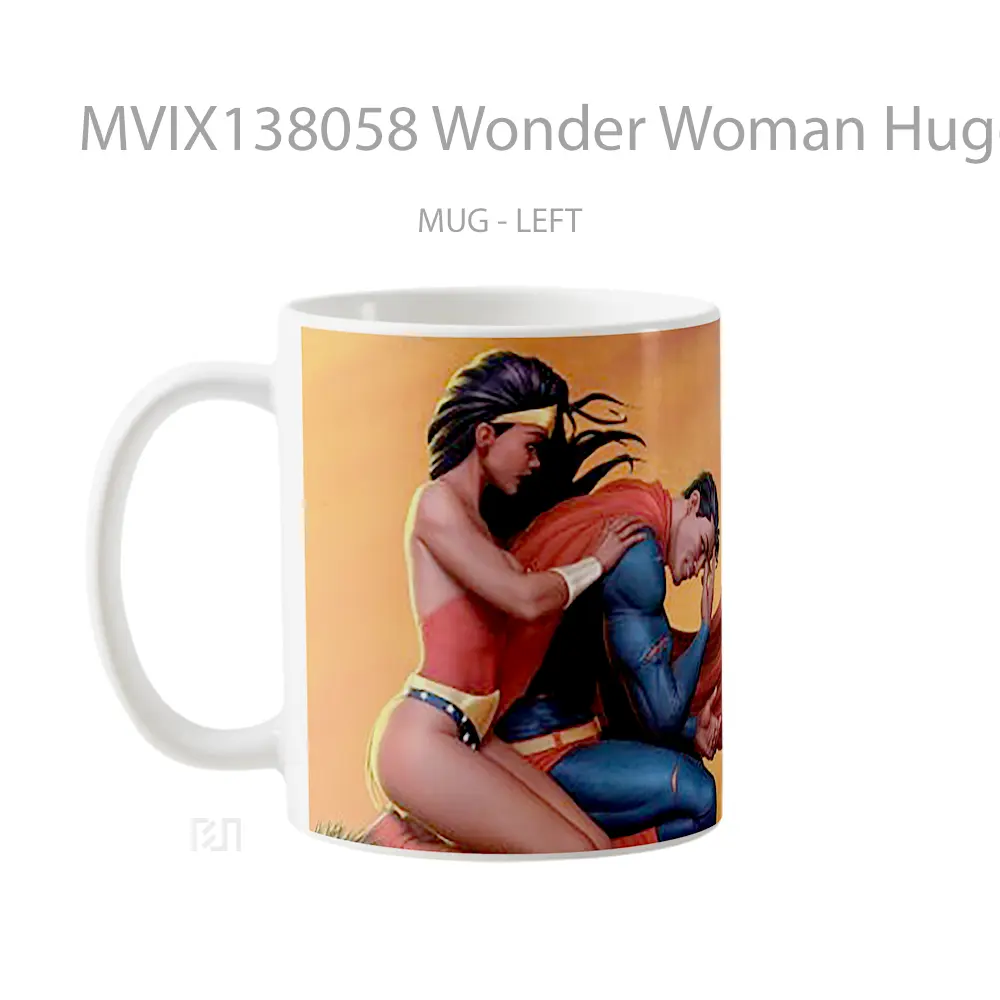 Mug Wonder Woman Hugging Superman Gelas Superhero - All-side / Desain