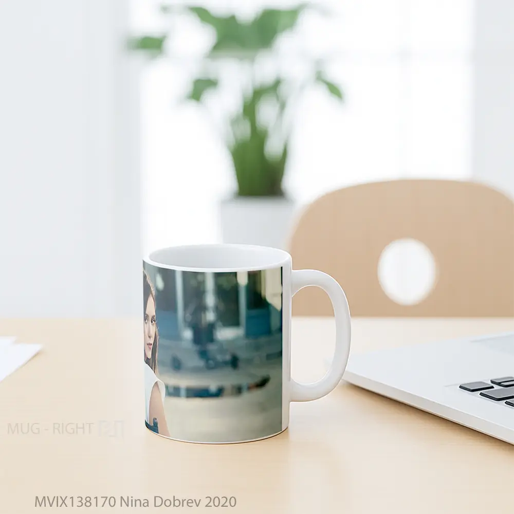 Mug Nina Dobrev 2020 Gelas Keramik Unik - All-side / Desain