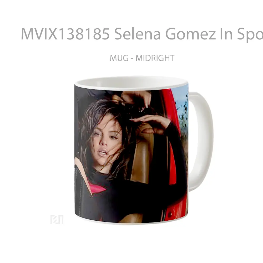Mug Selena Gomez In Sports Car Cangkir Mobil - All-side / Desain