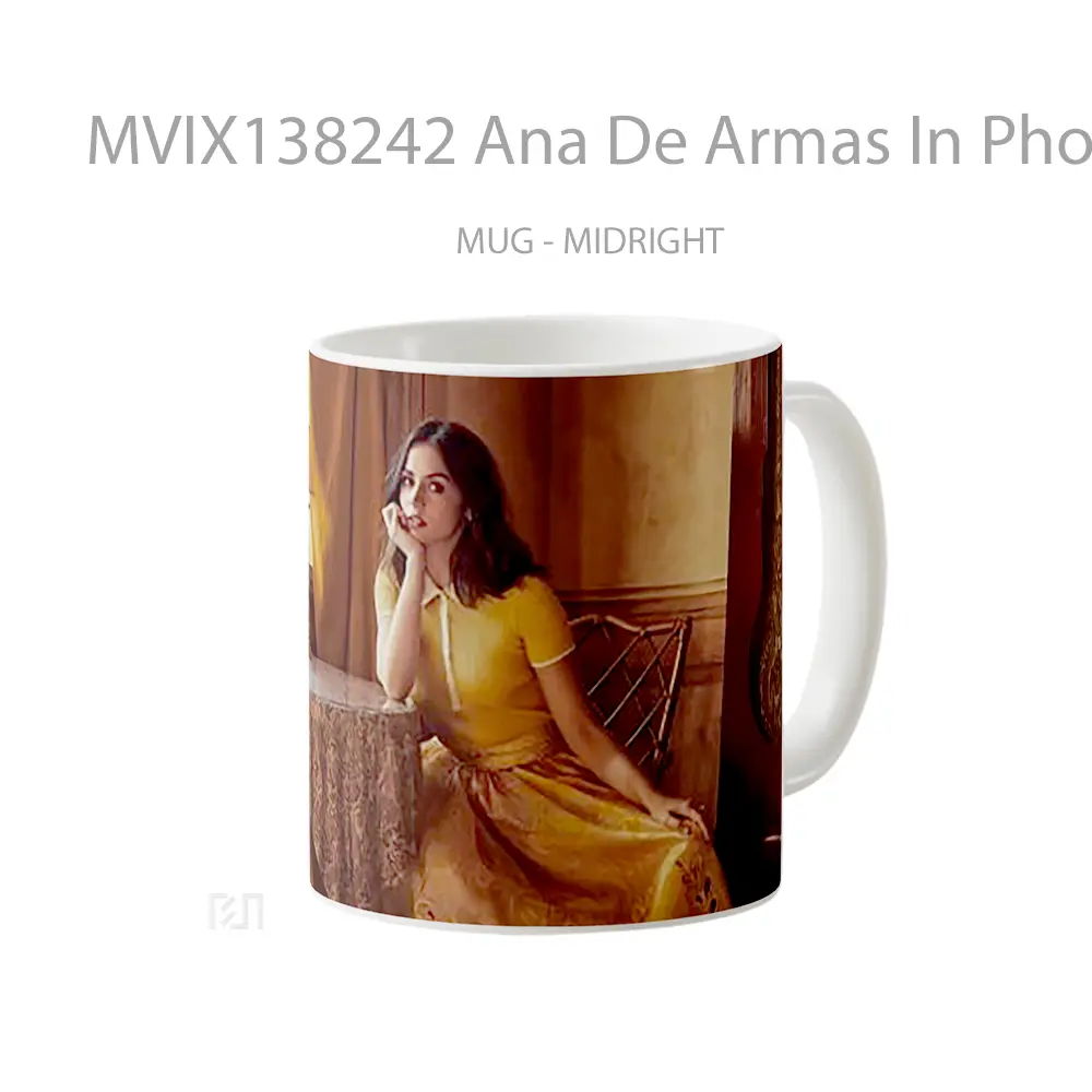 Mug Ana De Armas In Photoshoot Gelas Keramik Unik - All-side / Desain
