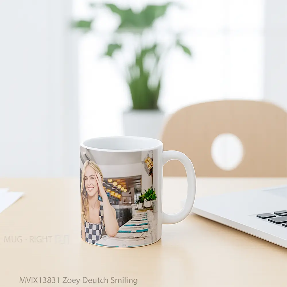 Mug Zoey Deutch Smiling Gelas Keramik Unik - All-side / Desain