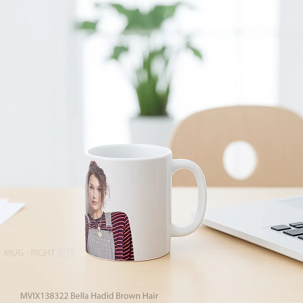 Mug Bella Hadid Brown Hair Gelas Keramik Unik - All-side / Desain