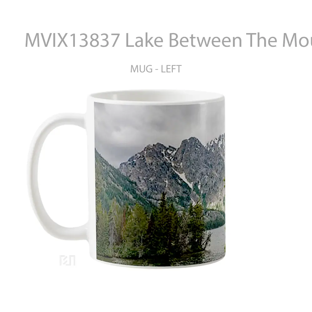 Mug Lake Between The Mountains In The Forest Gelas Pemandangan Alam - All-side / Desain