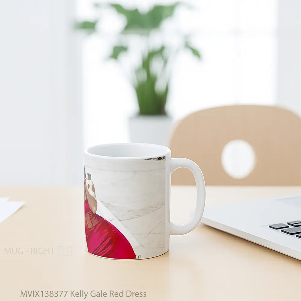 Mug Kelly Gale Red Dress Gelas Keramik Unik - All-side / Desain