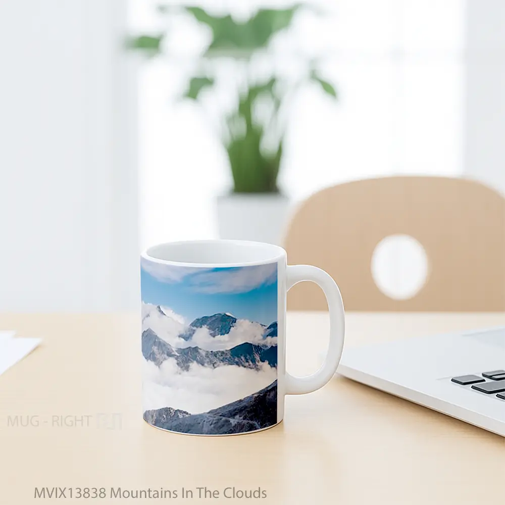 Mug Mountains In The Clouds Gelas Pemandangan Alam - All-side / Desain