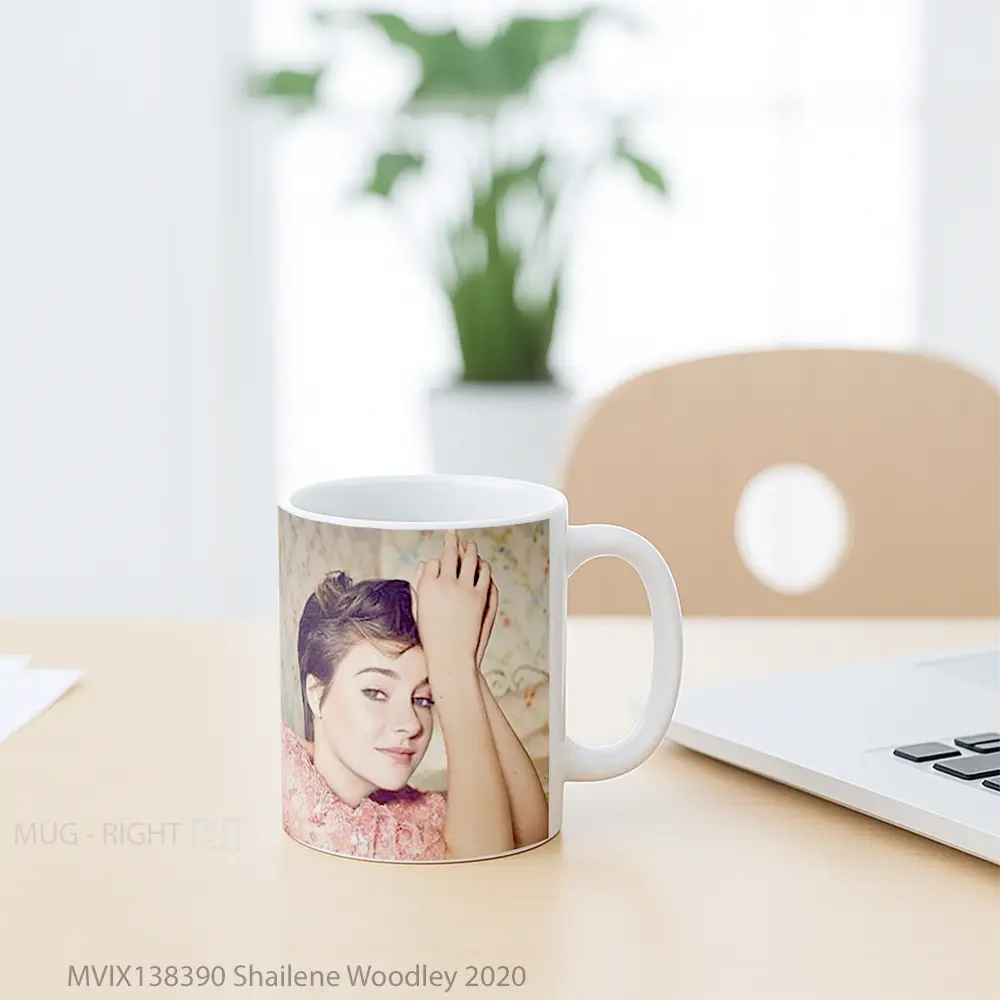Mug Shailene Woodley 2020 Gelas Keramik Unik - All-side / Desain