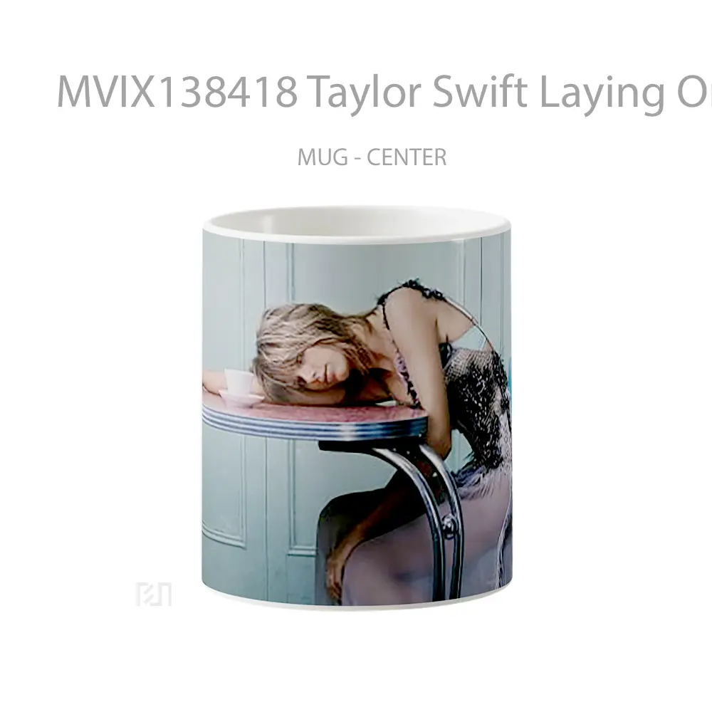 Mug Taylor Swift Laying On Table Gelas Selebriti