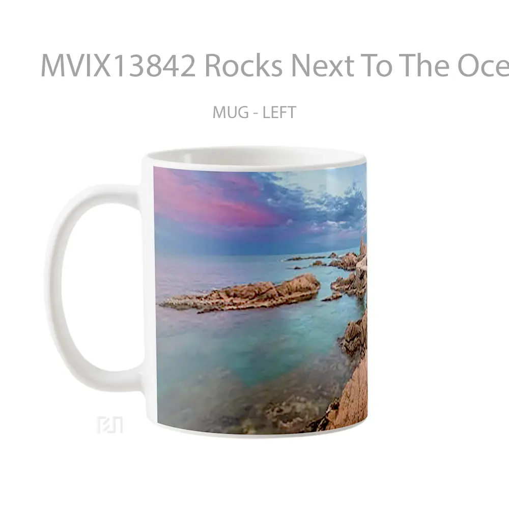 Mug Rocks Next To The Ocean At Sunset Gelas Pemandangan Alam - All-side / Desain