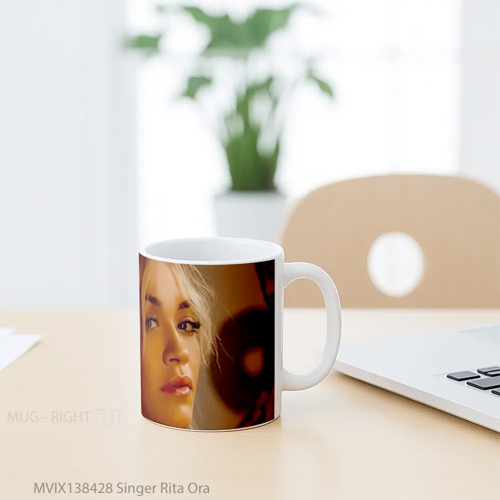 Mug Singer Rita Ora Gelas Keramik Unik - All-side / Desain