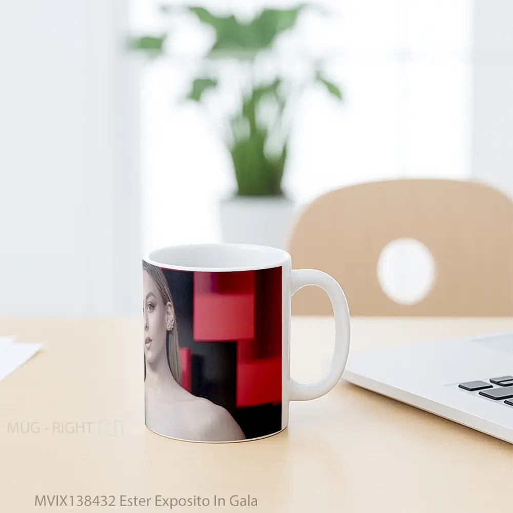 Mug Ester Exposito In Gala Gelas Keramik Unik - All-side / Desain