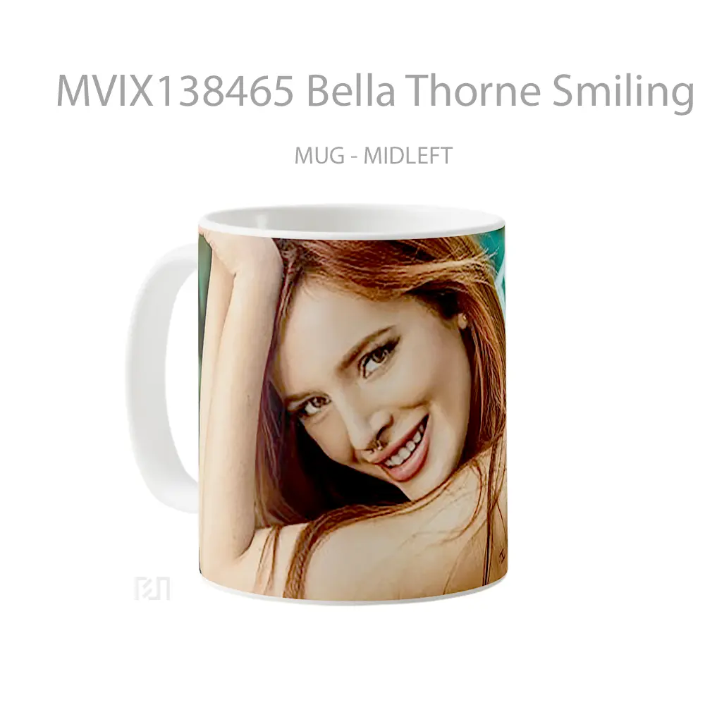Mug Bella Thorne Smiling Gelas Keramik Unik - All-side / Desain