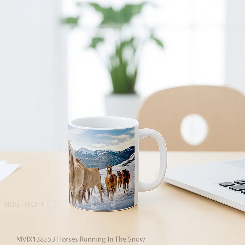 Mug Horses Running In The Snow Gelas Hewan Lucu - All-side / Desain