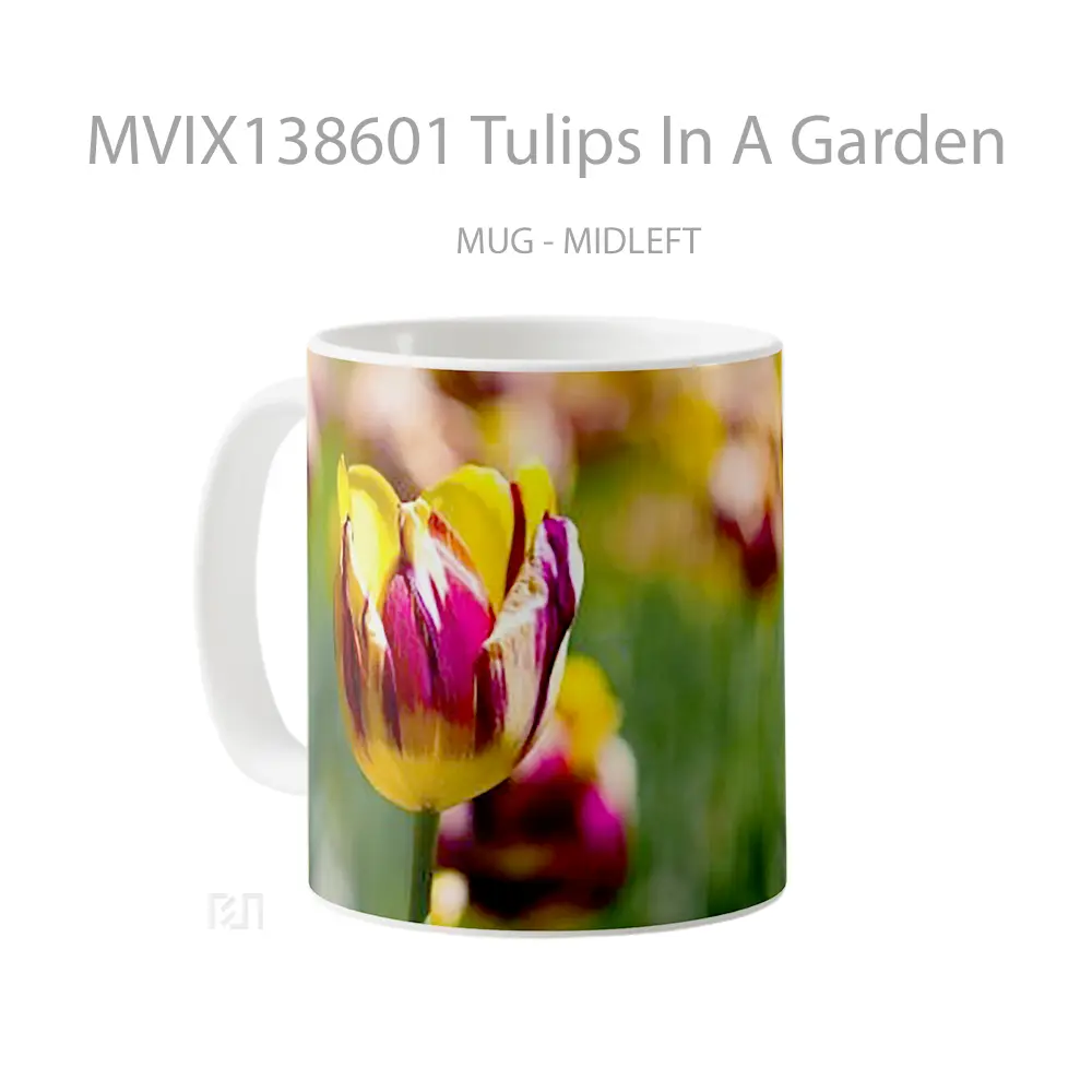 Mug Tulips In A Garden Gelas Pemandangan Alam - All-side / Desain