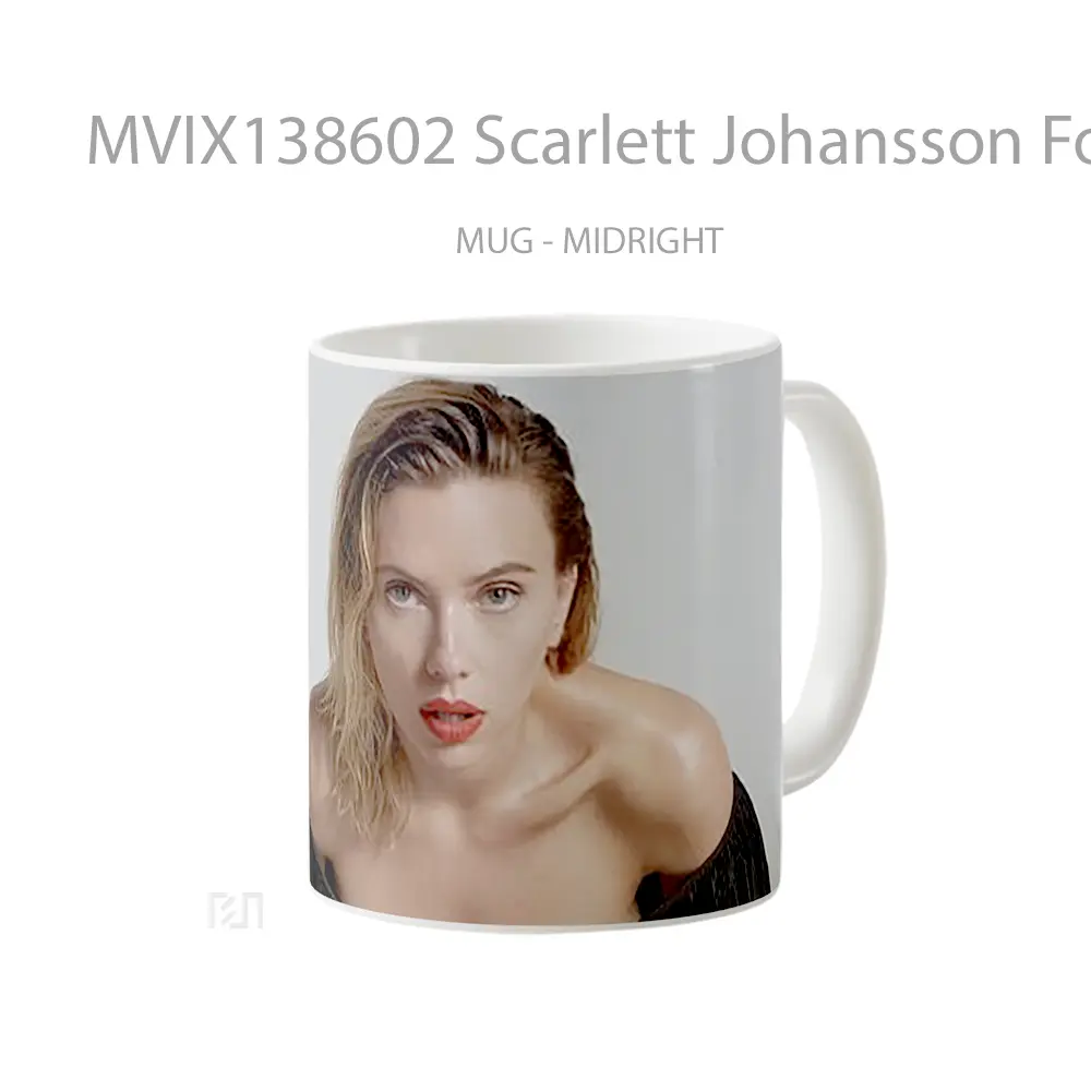 Mug Scarlett Johansson For Vanity Fair 2020 Gelas Selebriti - All-side / Desain