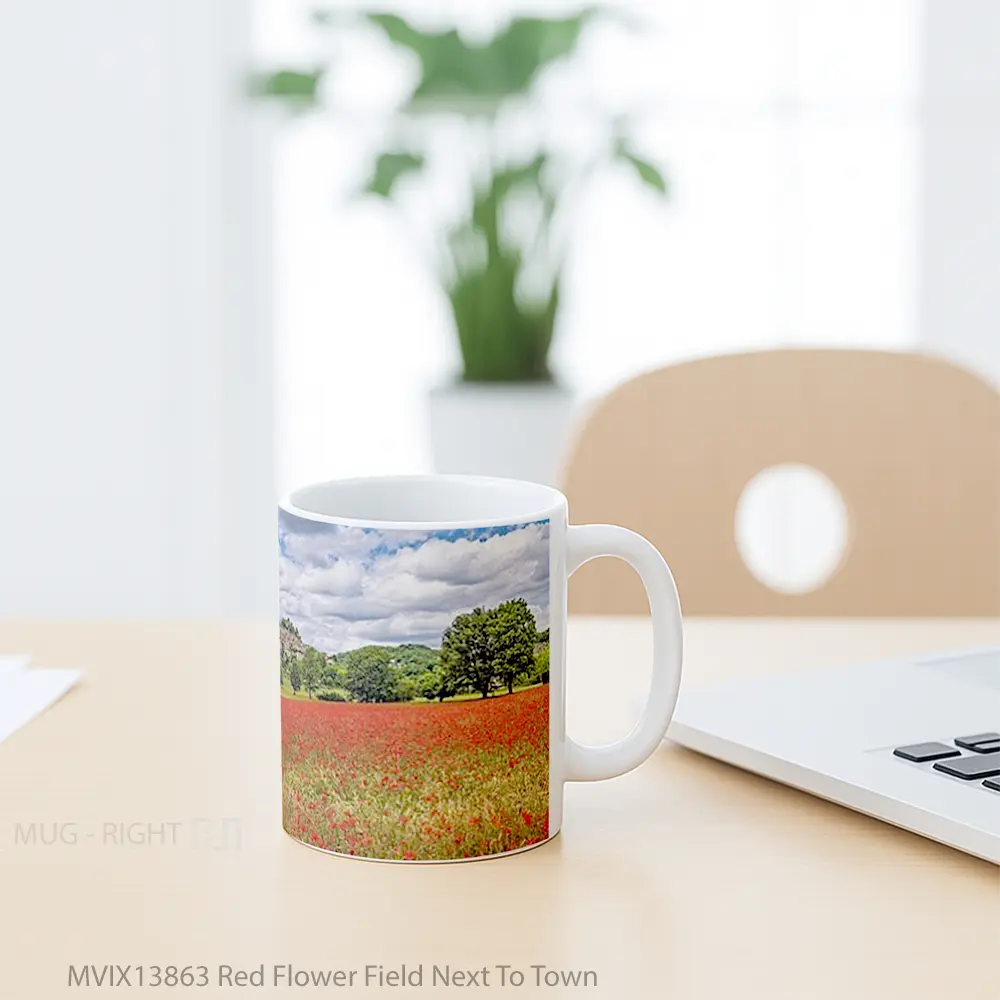 Mug Red Flower Field Next To Town Gelas Pemandangan Alam - All-side / Desain