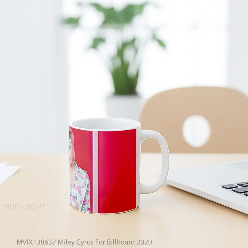 Mug Miley Cyrus For Billboard 2020 Gelas Selebriti - All-side / Desain