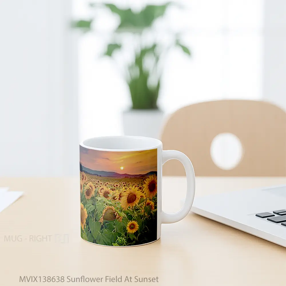 Mug Sunflower Field At Sunset Gelas Pemandangan Alam - All-side / Desain