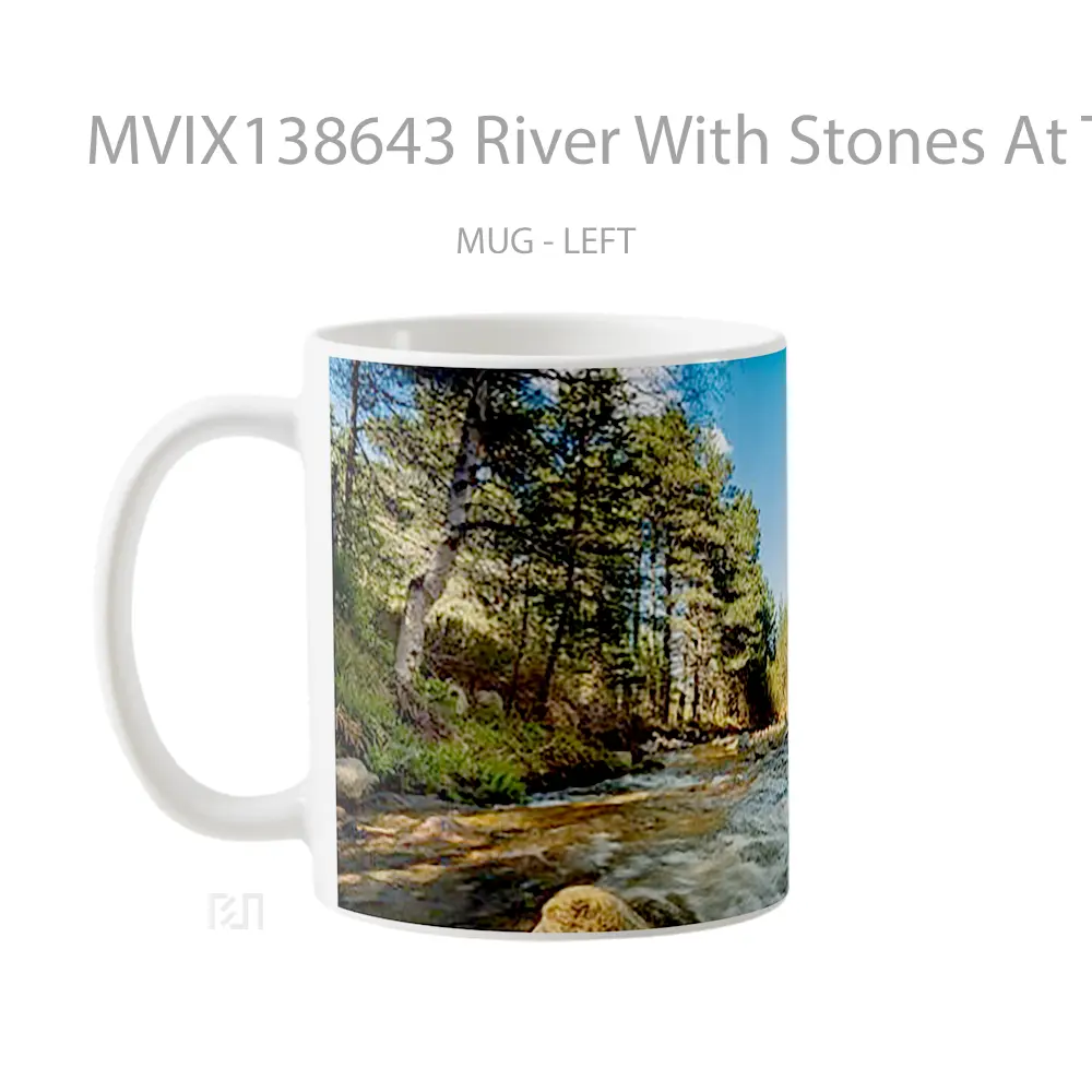 Mug River With Stones At The Forest Gelas Pemandangan Alam - All-side / Desain