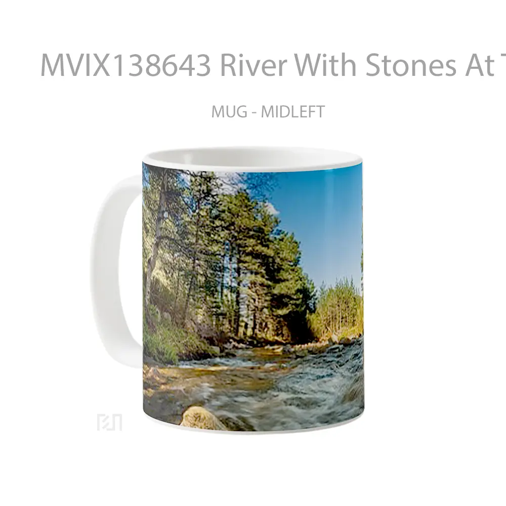 Mug River With Stones At The Forest Gelas Pemandangan Alam - All-side / Desain