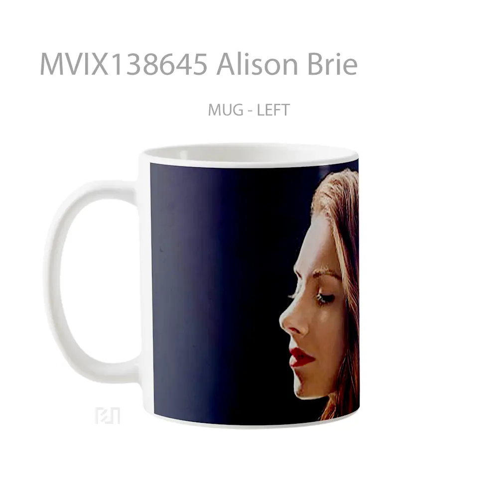 Mug Alison Brie Gelas Keramik Unik - All-side / Desain
