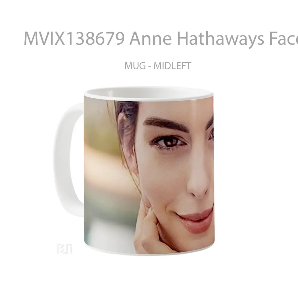Mug Anne Hathaways Face Gelas Keramik Unik - All-side / Desain