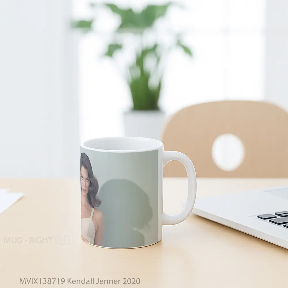 Mug Kendall Jenner 2020 Gelas Selebriti - All-side / Desain