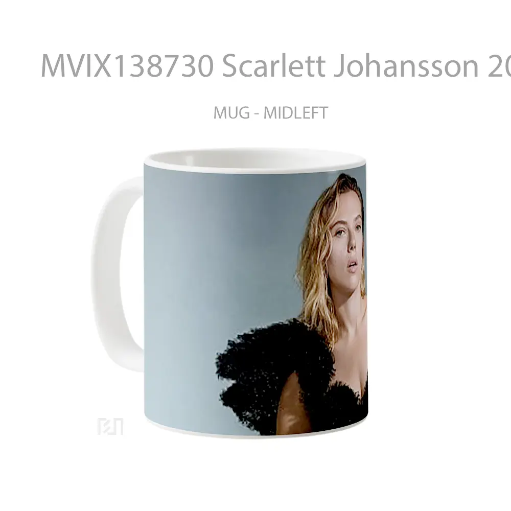 Mug Scarlett Johansson 2020 Gelas Selebriti - All-side / Desain
