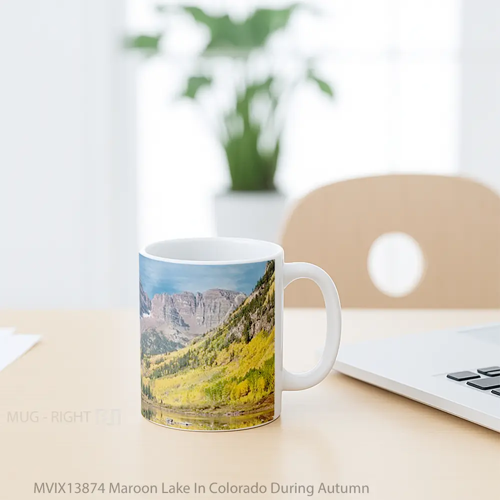 Mug Maroon Lake In Colorado During Autumn Gelas Pemandangan Alam - All-side / Desain
