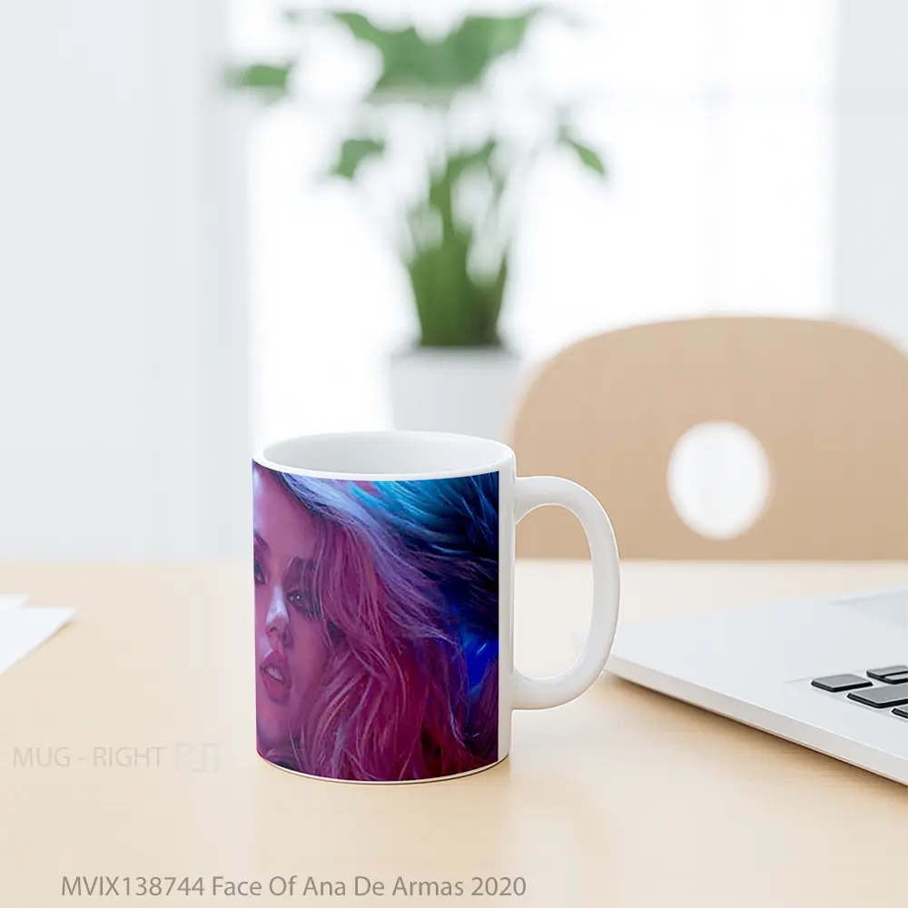 Mug Face Of Ana De Armas 2020 Gelas Keramik Unik - All-side / Desain
