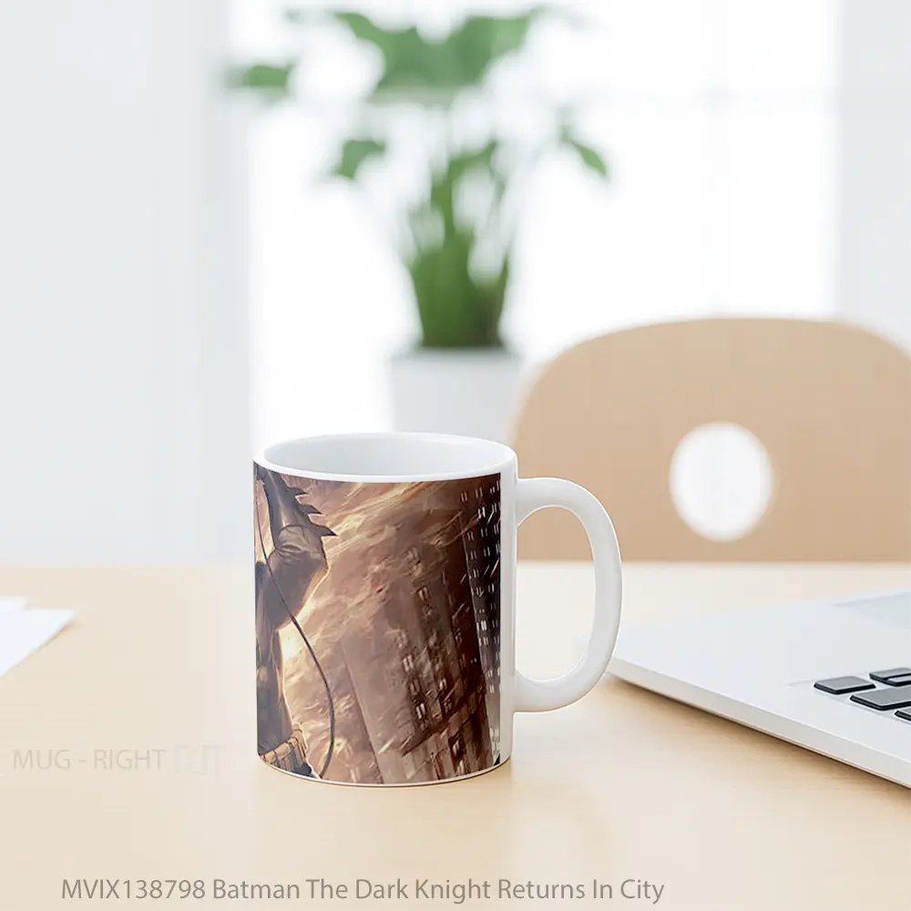 Mug Batman The Dark Knight Returns In City Gelas Superhero - All-side / Desain