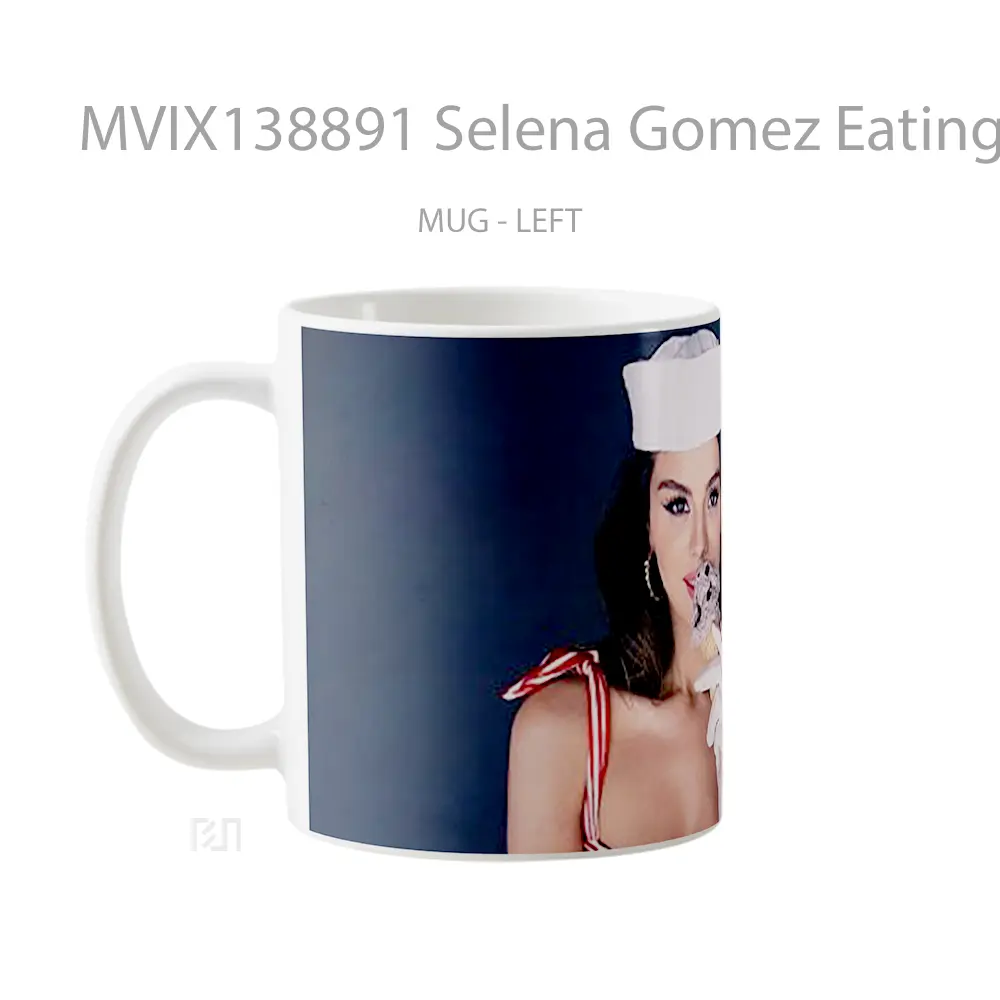 Mug Selena Gomez Eating Icecream Gelas Selebriti - All-side / Desain