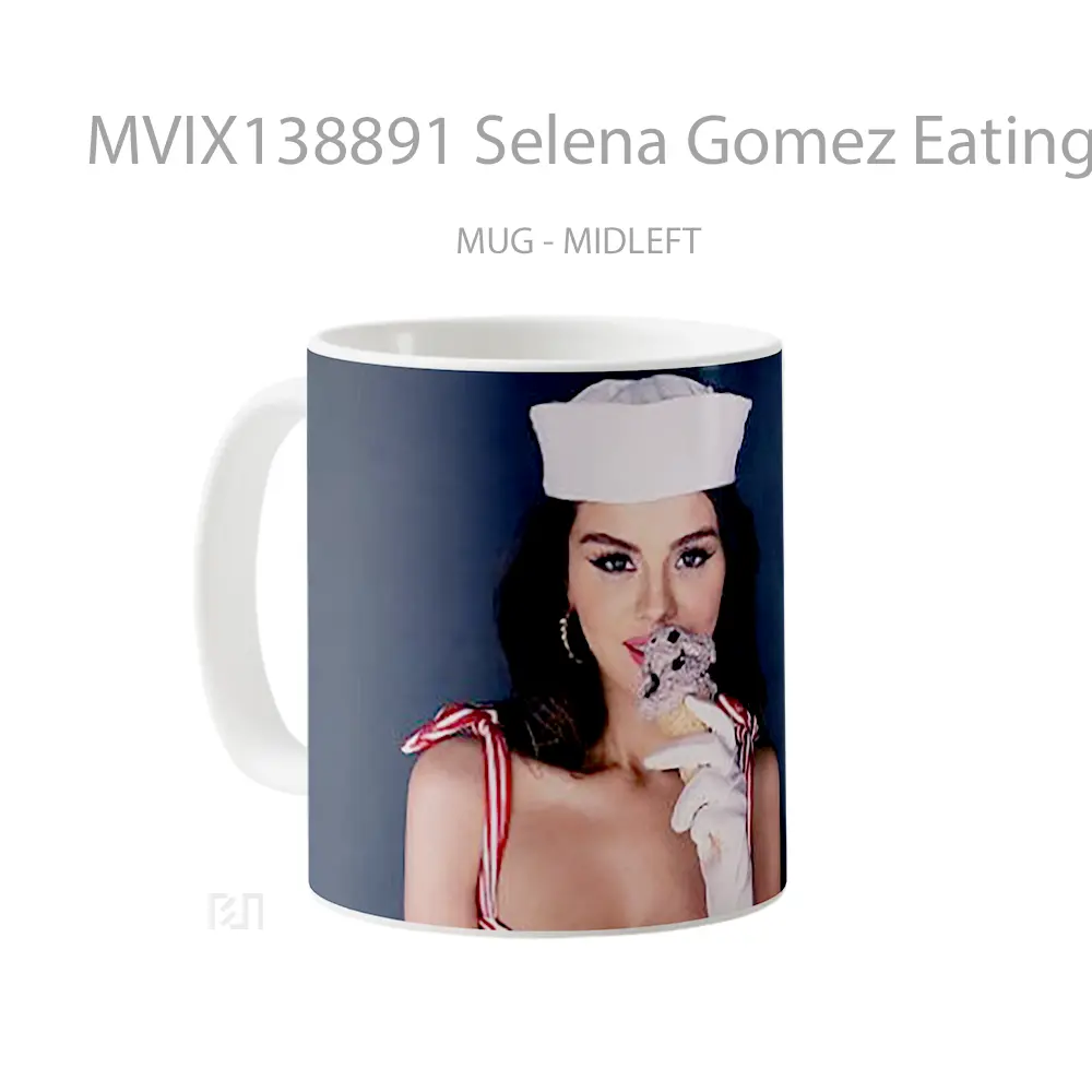Mug Selena Gomez Eating Icecream Gelas Selebriti - All-side / Desain