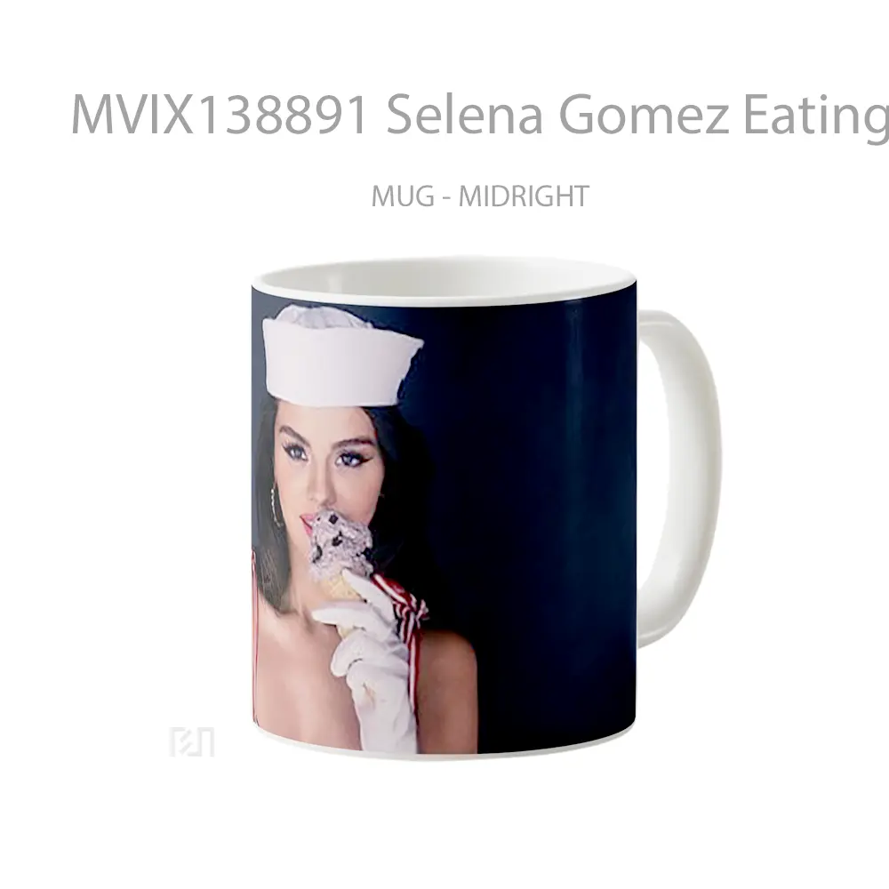 Mug Selena Gomez Eating Icecream Gelas Selebriti - All-side / Desain