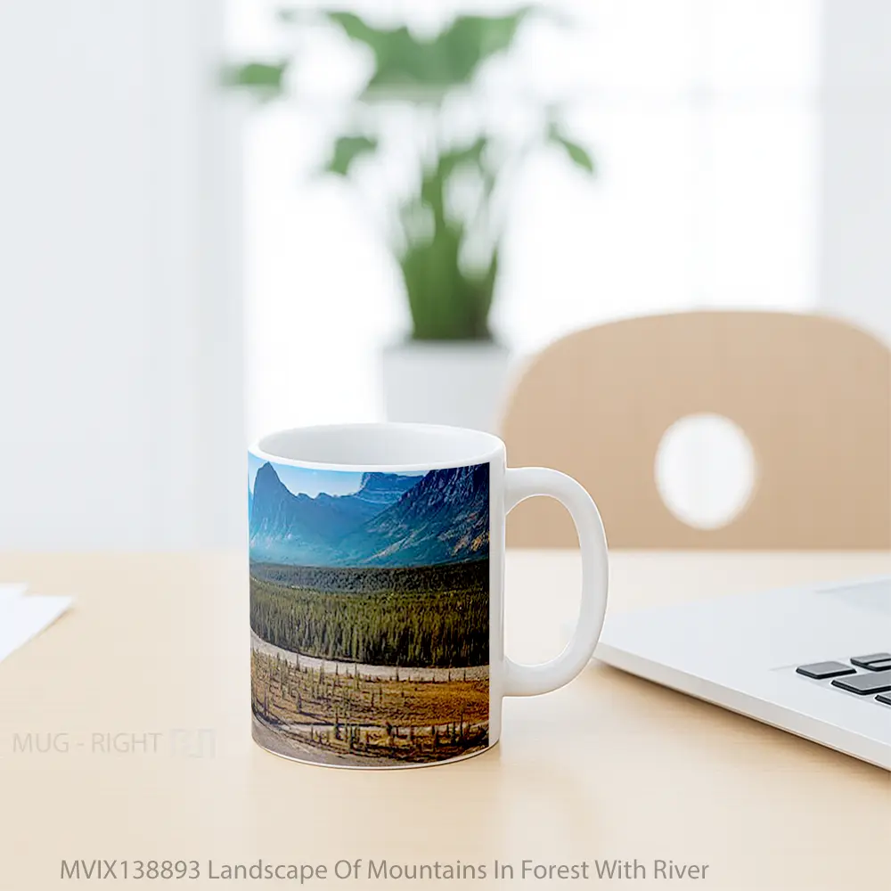 Mug Landscape Of Mountains In Forest With River Gelas Pemandangan Alam - All-side / Desain